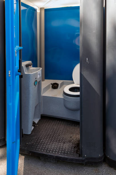 Best Construction site porta potty rental  in Valmeyer, IL